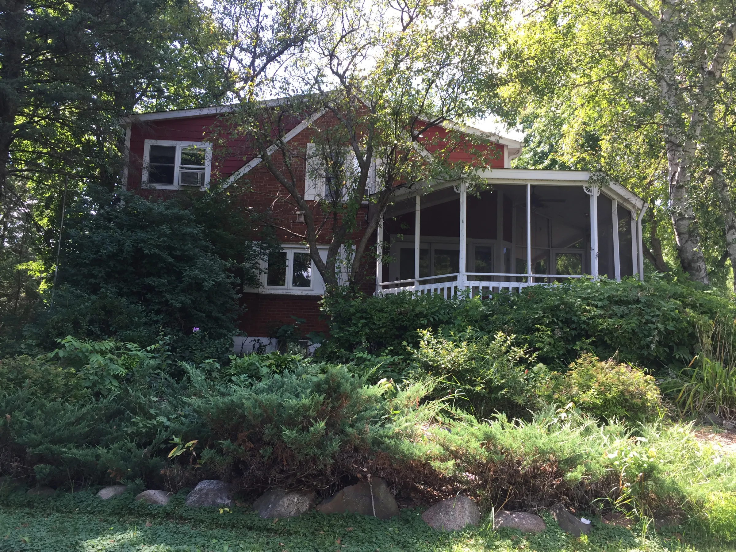 Two-Silo-Farmhouse-Porch